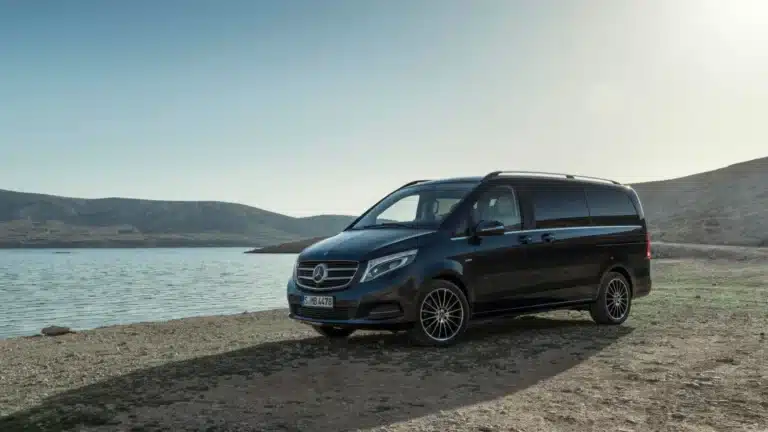001-mercedes-benz-cars-v-class-250-d-447-4-matic-van-2560x1440-2560x1440